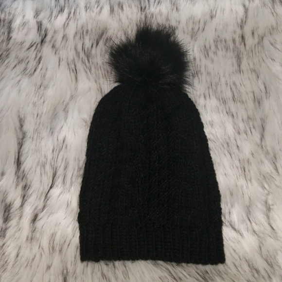 Guess knit hat - Picture 1 of 2